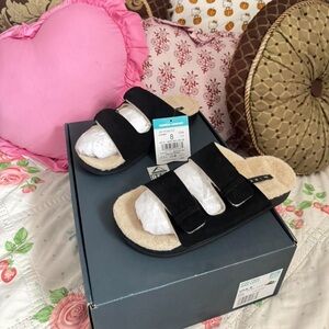 NIB Reef Black and Cream double strap Women's Sandals